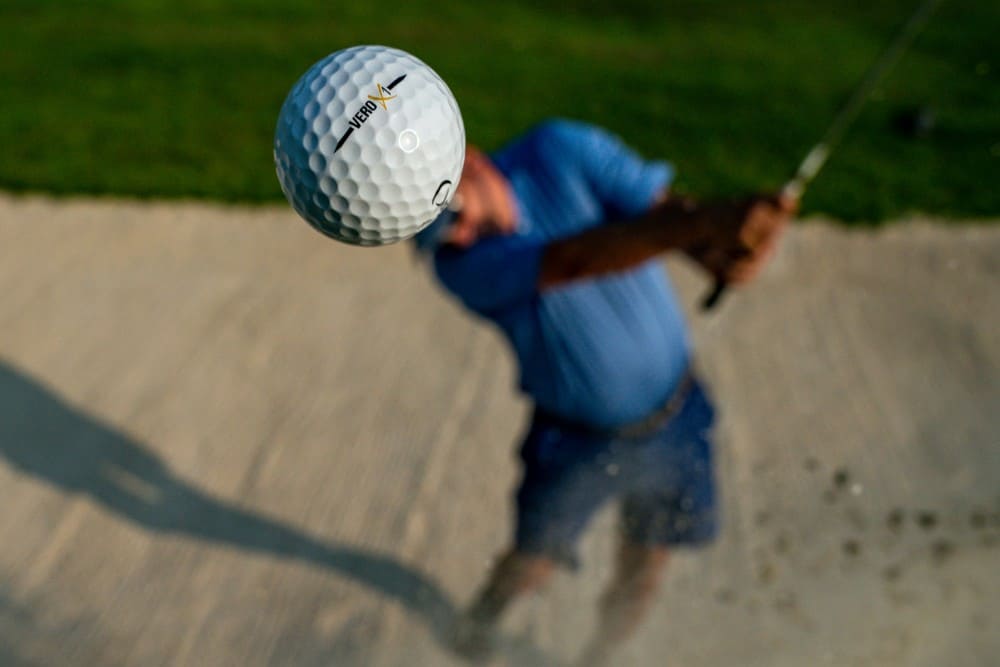 Sortie de bunker au golf : nos conseils pour réussir à quitter le sable