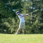 Golf enfant et junior : à quel âge débuter et comment progresser