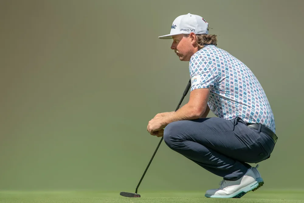 Lire un green au golf : pentes, vitesse et comment choisir sa ligne de putt